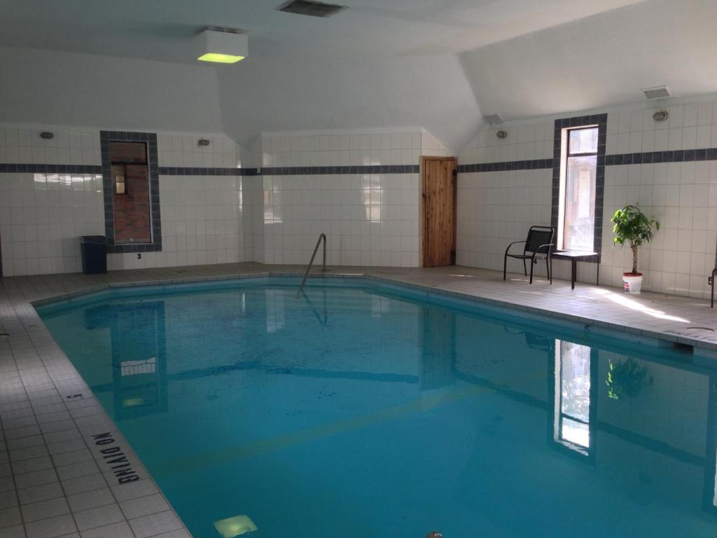 North Pointe Inn And Suites ケロウナ エクステリア 写真